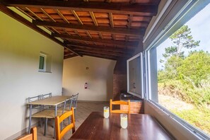Outdoor dining - Santana House - Holiday Rental (Santana)