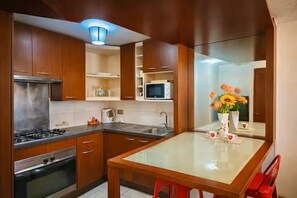 Private kitchen - Departamento barrio Bellas Artes, Lastarrias. (Santiago)
