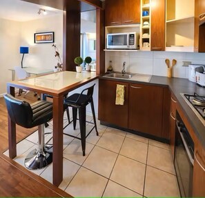 Private kitchen - Departamento en Bellas Artes con A/C y vistas (Santiago)