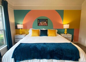 Unclassified image, 2 of 16, button - 3BR NEW! Stylish Home in Cedar Park • Arcade & Fireplace - Sleeps 10 (Cedar Park)