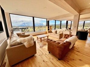 Living area - Pampa Lodge (Torres del paine)