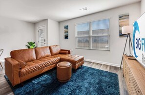 TV, offices - Large 3BR Private Condo, Surfside, Beautiful Decor (Surfside Beach)