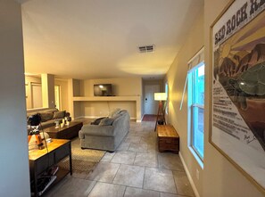 Nicht klassifiziertes Bild, 2 von 26, Schaltfläche