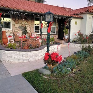 Imagen sin descripción, 4 de 16, botón