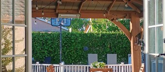 Terrific 1-bedroom studio with AC in charming Downey