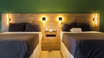 Comfort Double Room | Desk, laptop workspace, blackout drapes, iron/ironing board