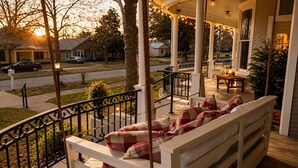 Terrace/patio - Doc Holliday Western Bungalow Walk to Downtown (Denison)