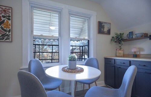 Cozy 1- bedroom apartment, 8 mins to downtown Cincinnati