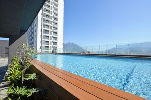Seasonal outdoor pool - Vitant Santa Lucía (Monterrey)