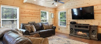 Warrior's Rest Lodge I Private 12 Acre Retreat