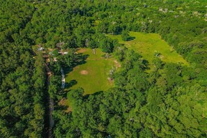 Unclassified image, 3 of 17, button - Private 12 Acre Retreat with fire pit + Sleeps 8 (Palestine)