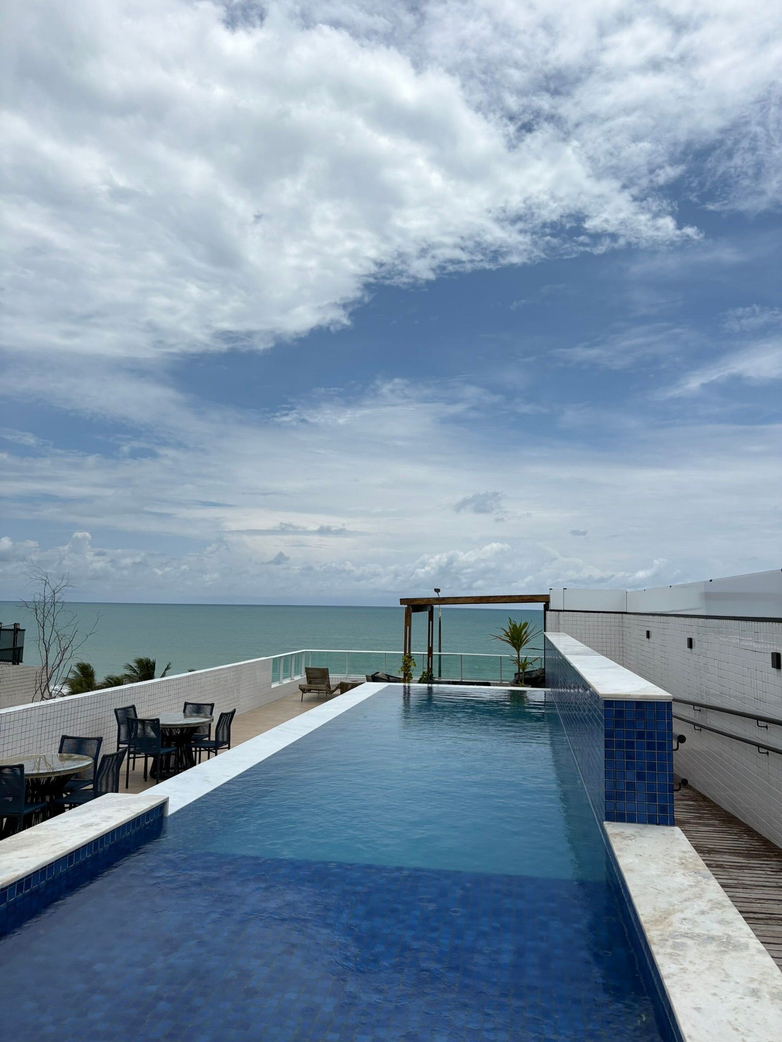 Eenvoudig appartement | Zwembad | Een buitenzwembad