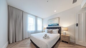 Apartemen Superior, Bebas Asap Rokok | Ruang kerja ramah laptop, tirai kedap cahaya, dan setrika/meja setrika