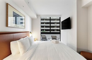 Unclassified image, 3 of 28, button - Crosby Miami WTC 1BR/1BA Vista Terrace #205 (Miami)