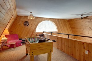 Luokittelematon kuva, 5 kautta 17, painike