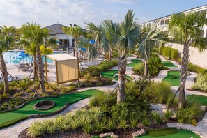Property grounds - Spacious 5BR Villa Heated Pool Minutes to Disney (Kissimmee)