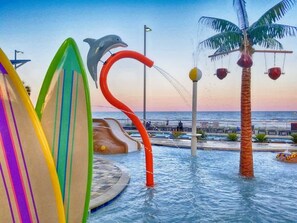 Pool - New Direct Ocean and City Views, Corner Suite,Nice (Myrtle Beach)