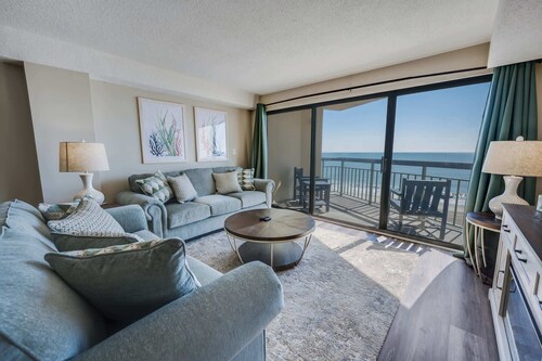 The Oceans 2 BR Condo Oceanfront Views Large Condo