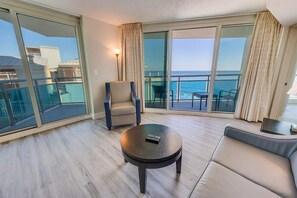 TV, offices - New Corner 6th FLOOR, Floor to Ceiling Glass Views (Myrtle Beach)