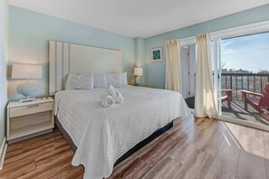 3 bedrooms, iron/ironing board, WiFi, bed sheets - Recently Renovated, Oceanfront,Great Views,Pools! (Myrtle Beach)