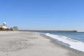 Beach nearby - Sands Ocean Club, Studio, Ocean Annies, Ocean View (Myrtle Beach)