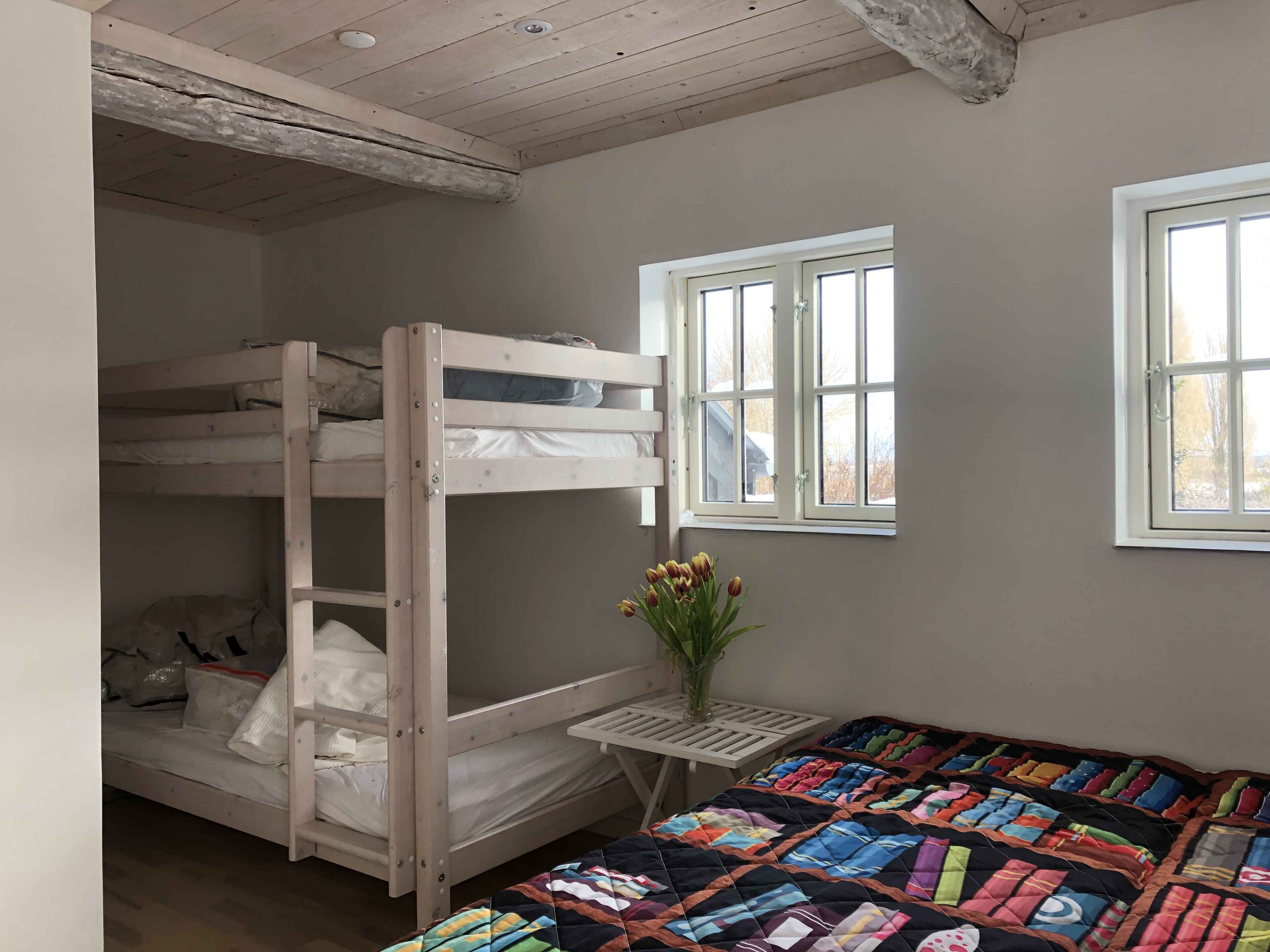2 slaapkamers, een strijkplank/strijkijzer, gratis wifi