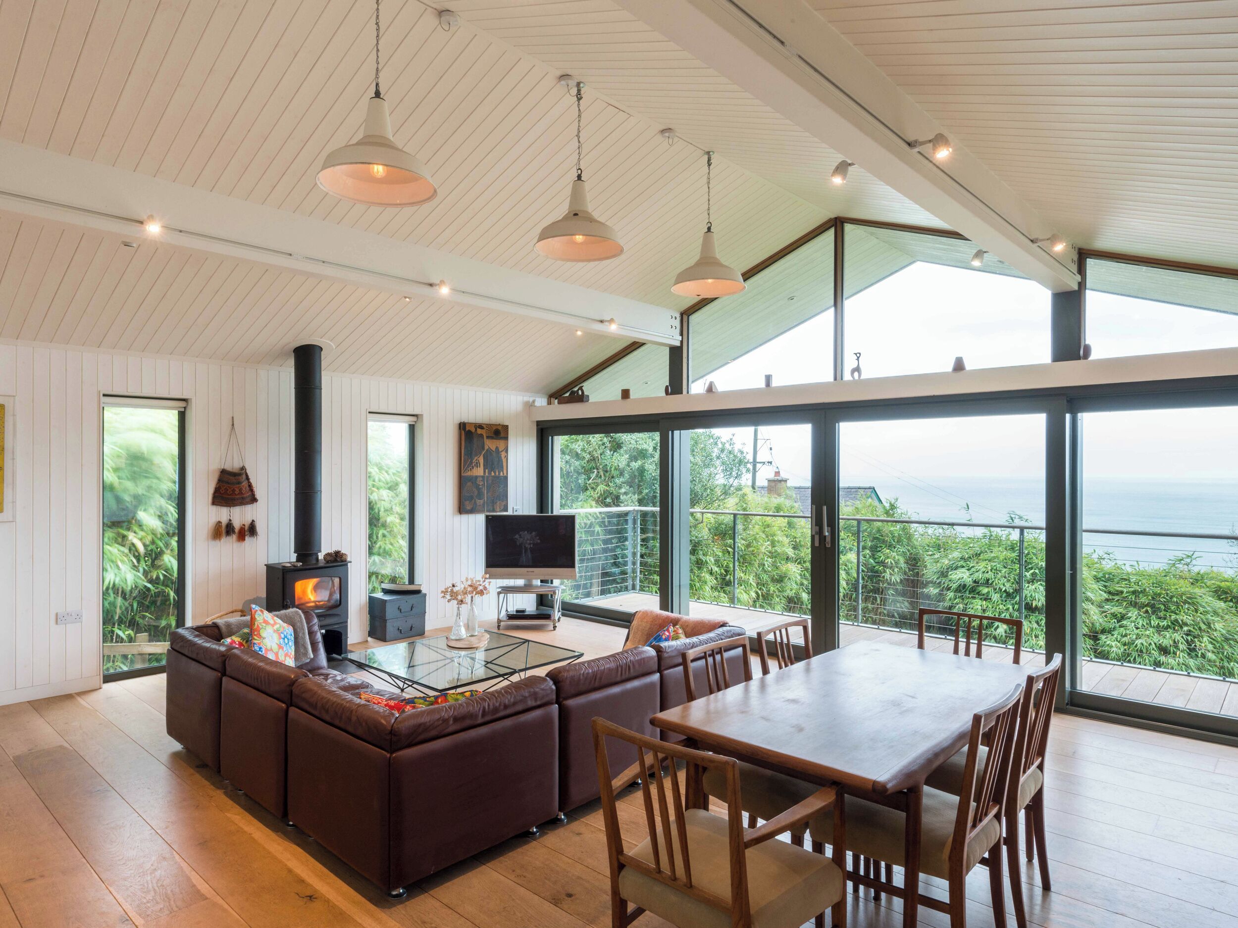 Cottage | Living area