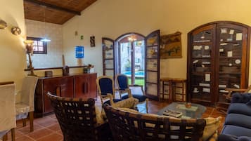 Casa, para fumantes | 3 quartos