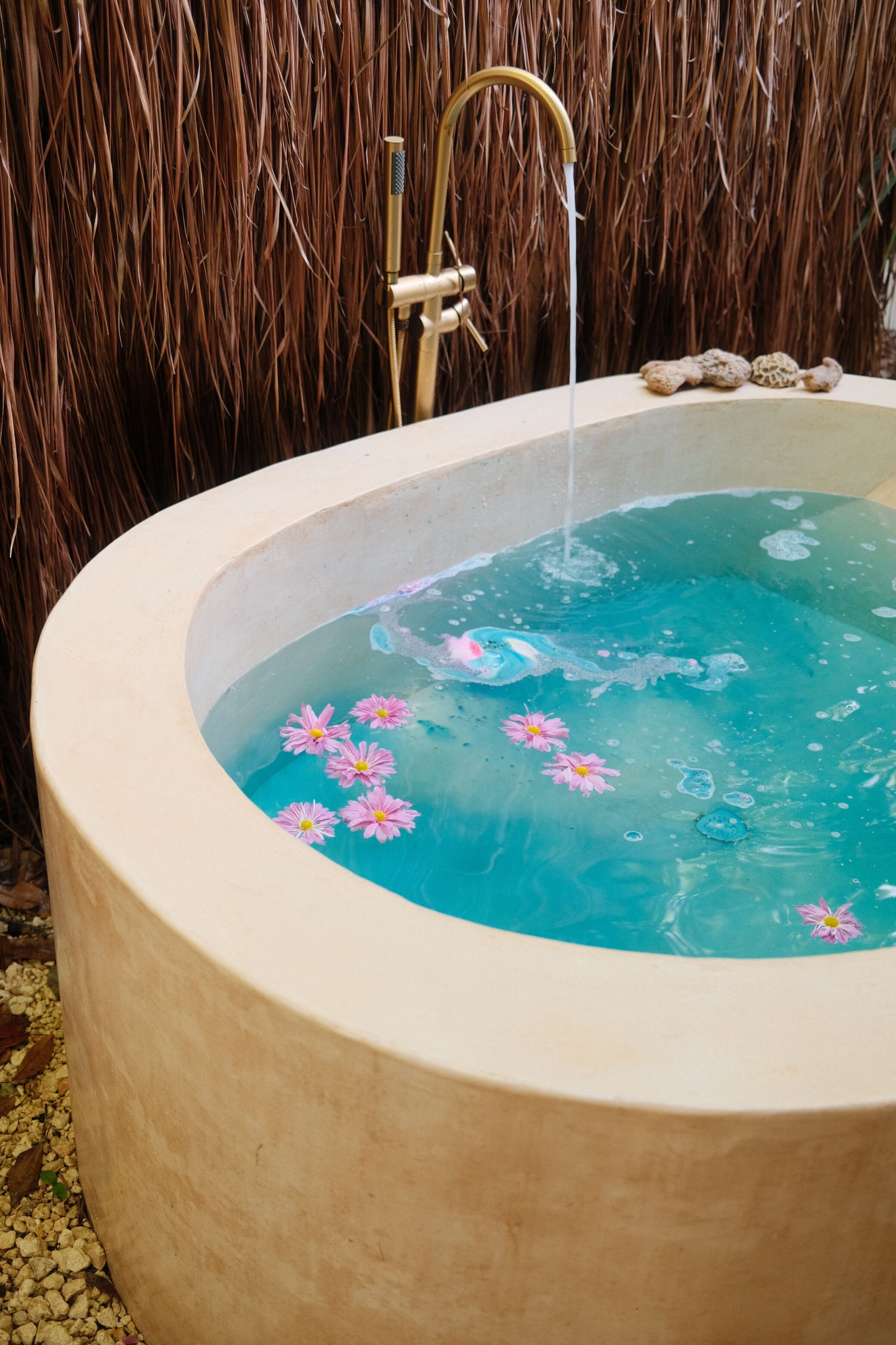 Romantic Bungalow, Garden View | Spa