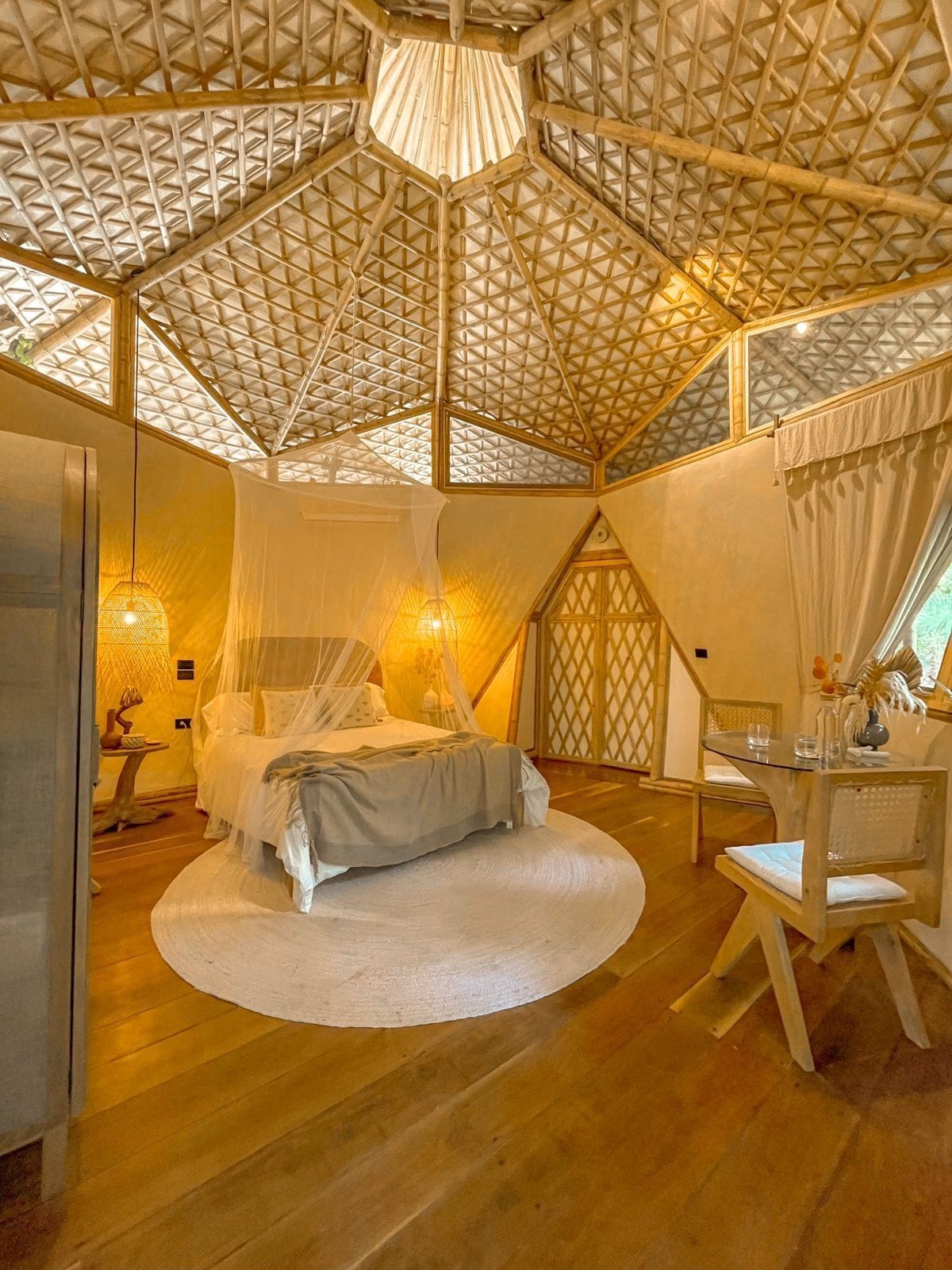 Cabaña de lujo, bañera, junto a la piscina | Wifi gratis