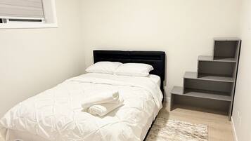 2 quartos, escrivaninha, ferros/tábuas de passar roupa, Wi-Fi