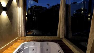 Superior-huvila, näköala laaksoon