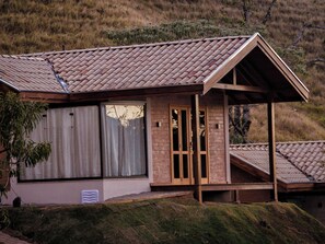 Superior-huvila, näköala laaksoon