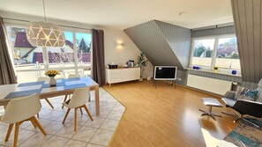 Unclassified image, 3 of 14, button - Vacation apartment Waldweg, 2 adults + 1 child, 75m², balcony, attic (Bad Saarow)