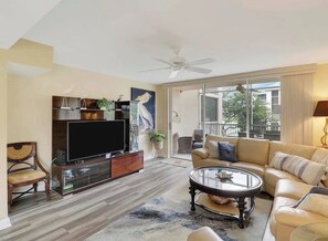 تلفزيون ذكي