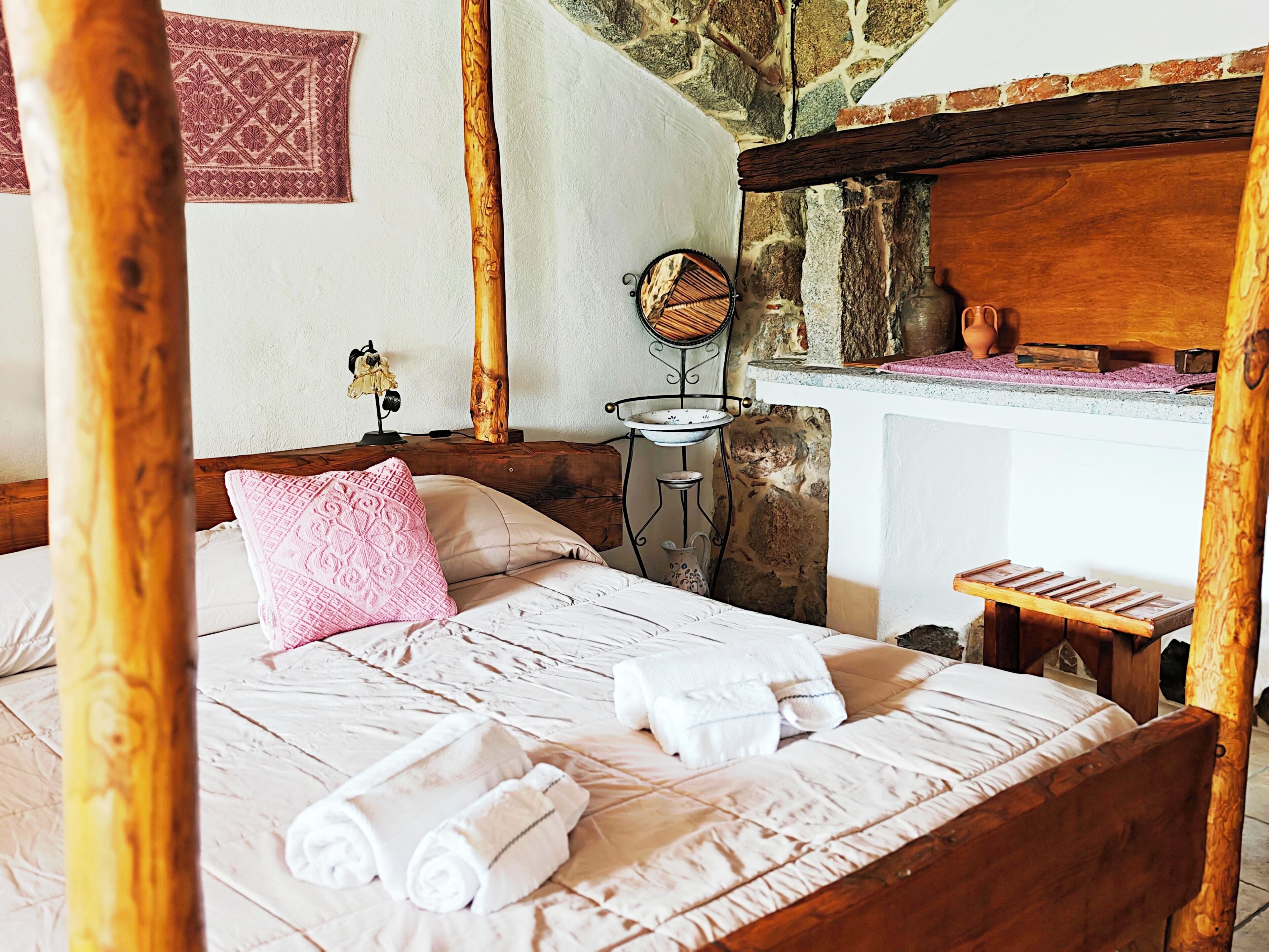 Phòng đôi tiện nghi đơn giản | Truy cập Internet không dây miễn phí 