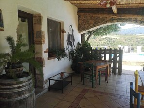 Khu ẩm thực ngoài trời