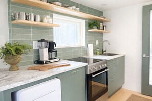 Oven, stovetop, dishwasher, coffee/tea maker