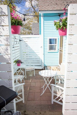 Terrace/patio - Pet-Friendly Coastal Cottage • Walk to Pier (Old Orchard Beach)