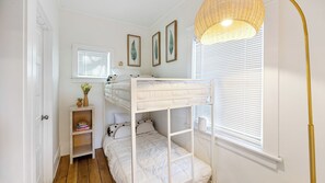 House (4 Bedrooms) | Interior - Venice Veranda by Avantstay 3-min Walk to Beach + Rare Walk Street EV Charger + Firepit + Outdoor Dining (Venice)