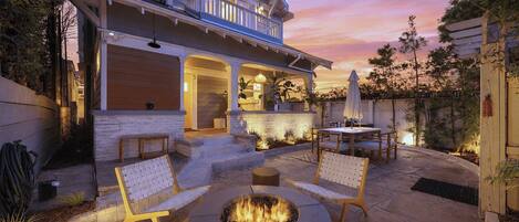 House (4 Bedrooms) | Front of property