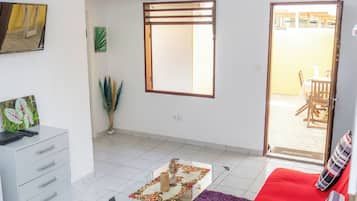 Basic Apartment | Interior