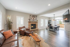 TV, fireplace - Picturesque Lake Views, 10 Mins to Keystone (Dillon)