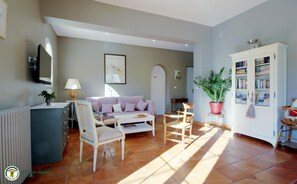 TV - Domaine Verte Vallée - LIGNAN DE BORDEAUX (LIGNAN DE BORDEAUX)