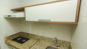 Apartment, Courtyard View | Private kitchen