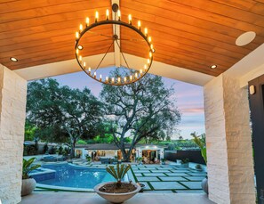 Imagen sin descripción, 5 de 123, botón