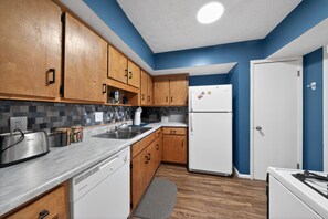 Micro-ondas, fogão, cooktop, lava-louças