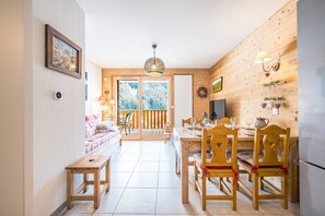 Interior - Chalets de Saint Pierre C102 - Appt avec balcon (Saint-Jean-de-Sixt)