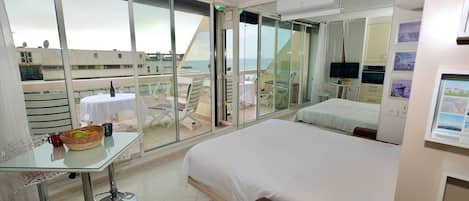 1 室のベッドルーム、WiFi (無料)