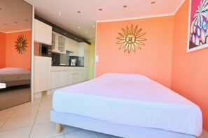 1 bedroom - SUNNY - Studio Héliopolis D 16 - Luxury - 2 people (AGDE)
